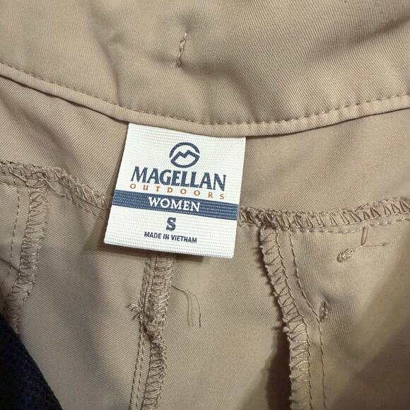 Magellan Outdoor Women’s Size Small Khaki Dark Cream Shorts Lightweight Comfort - Picture 7 of 7